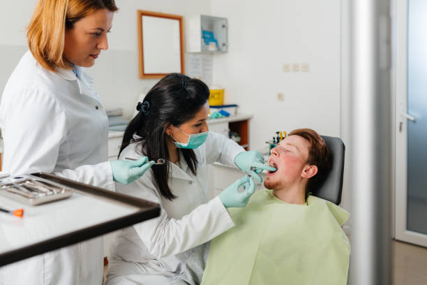 Best Emergency Dentist for Knocked-Out Tooth in Manton, MI